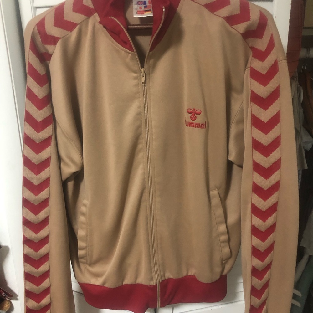 Classic Hummel XXL athletic jacket. Used basketball, track, tennis, pickleball